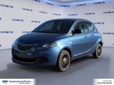 Lancia Ypsilon 1.0 FireFly 5 porte S&S Hybrid Silver Plus del 2022 usata a Albano Laziale