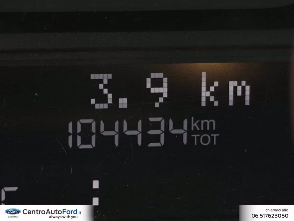 Lancia Ypsilon usata a Roma (16)