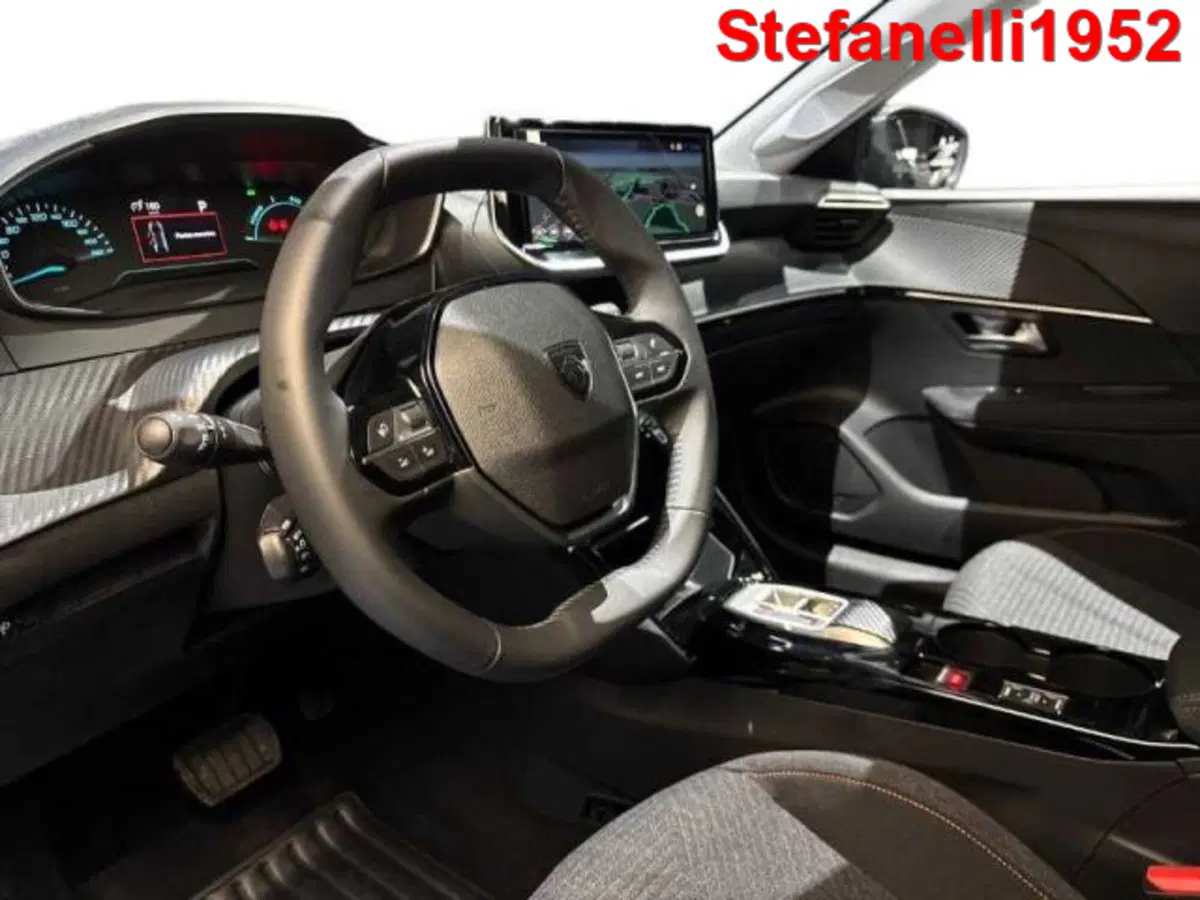 Peugeot 208 nuova a Bologna (11)