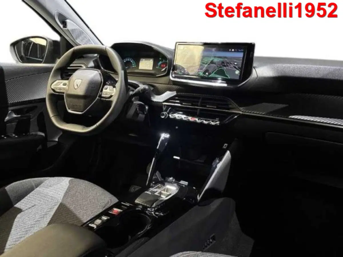 Peugeot 208 nuova a Bologna (15)