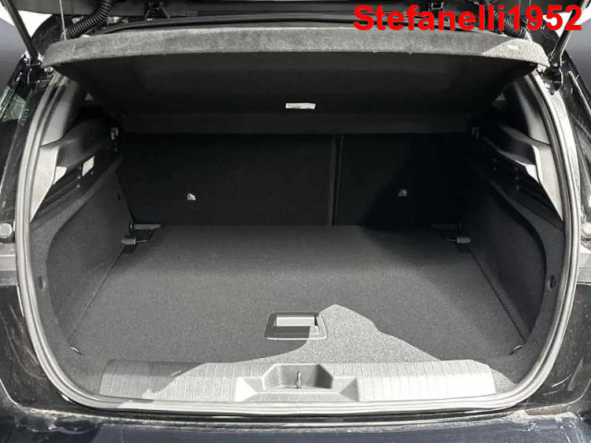 Opel Astra nuova a Bologna (7)