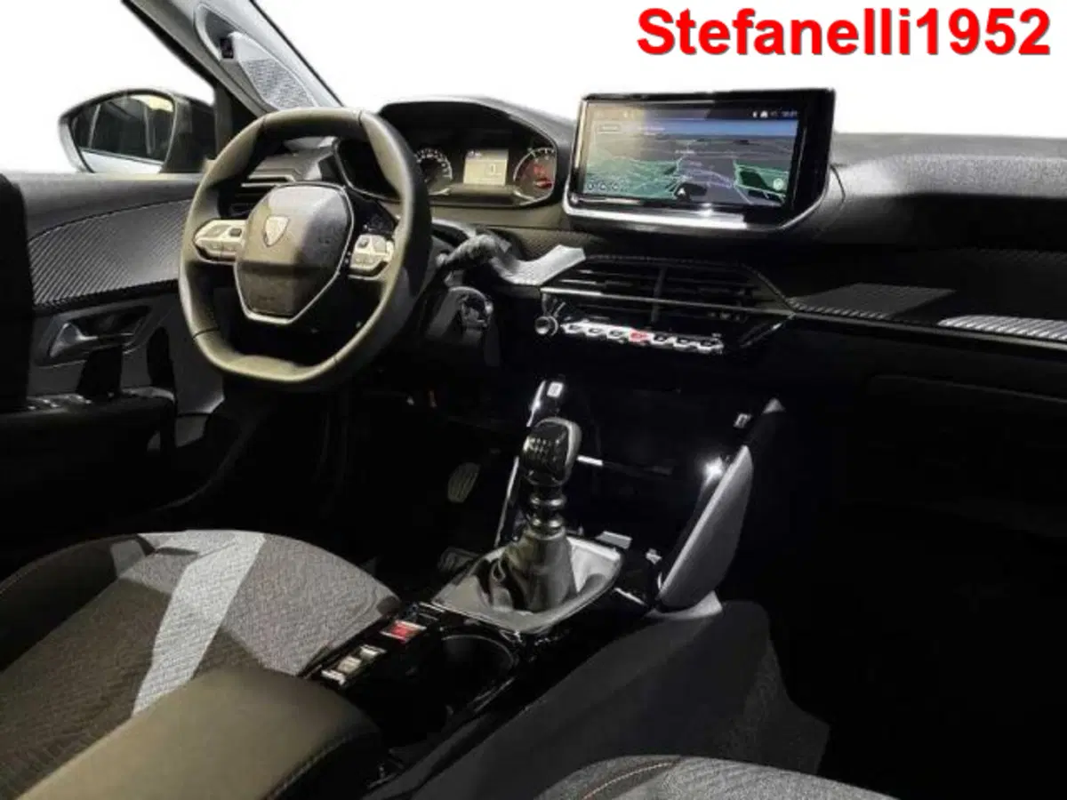 Peugeot 208 nuova a Bologna (15)