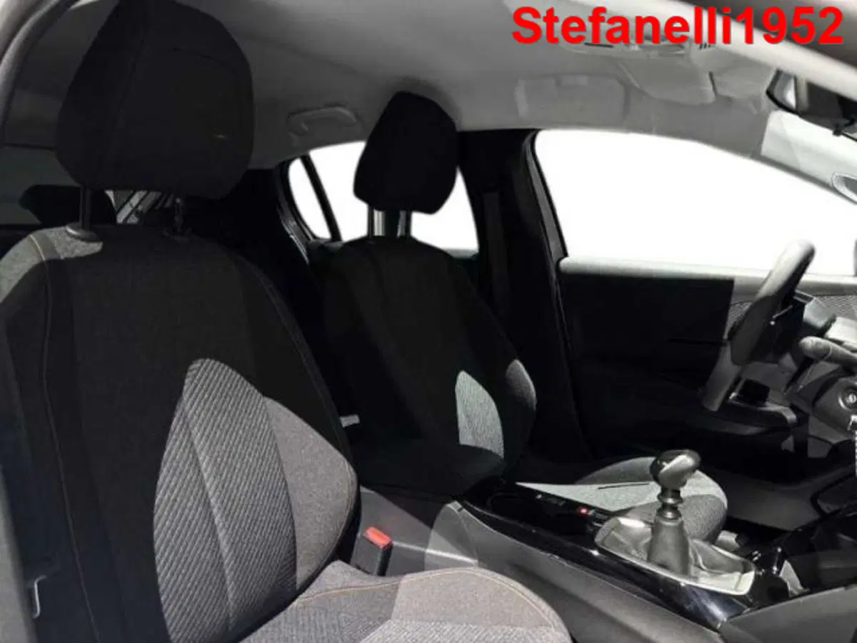 Peugeot 208 nuova a Bologna (16)