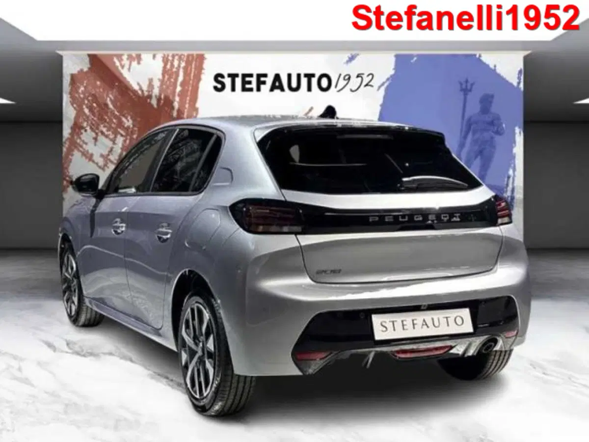 Peugeot 208 nuova a Bologna (5)