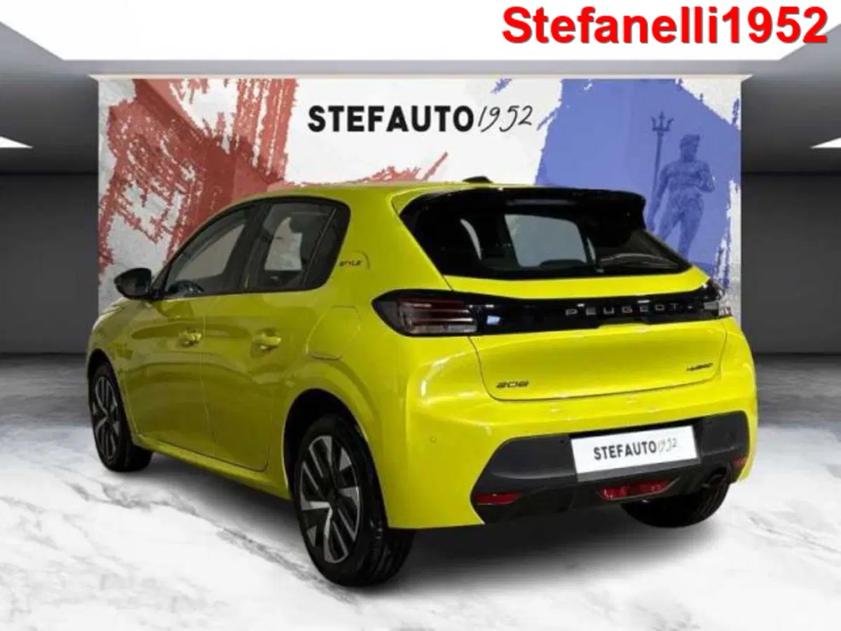 Peugeot 208 nuova a Bologna (5)