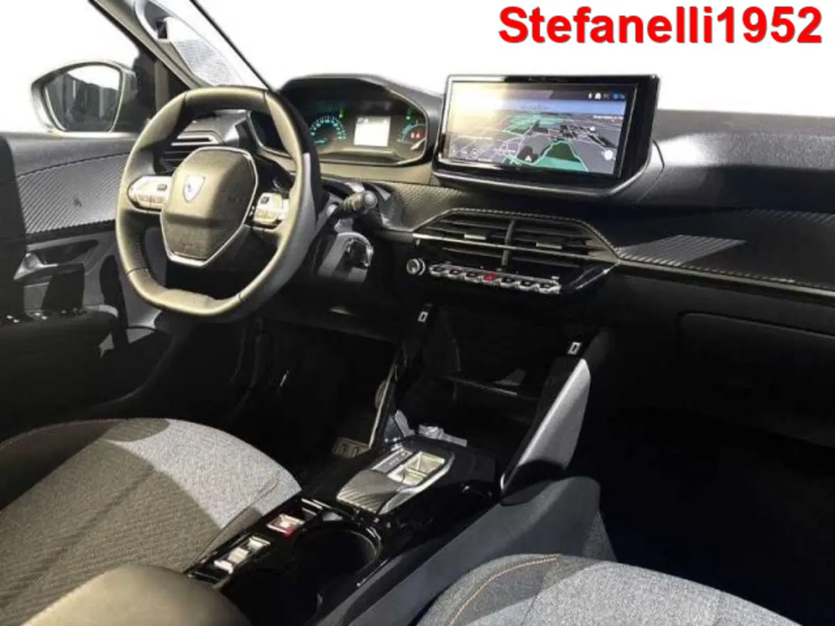 Peugeot 208 nuova a Bologna (15)