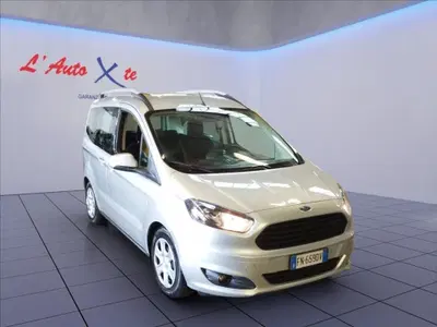 Ford Tourneo Courier 1.5 TDCI 95 CV Plus del 2018 usata a Trezzano sul Naviglio