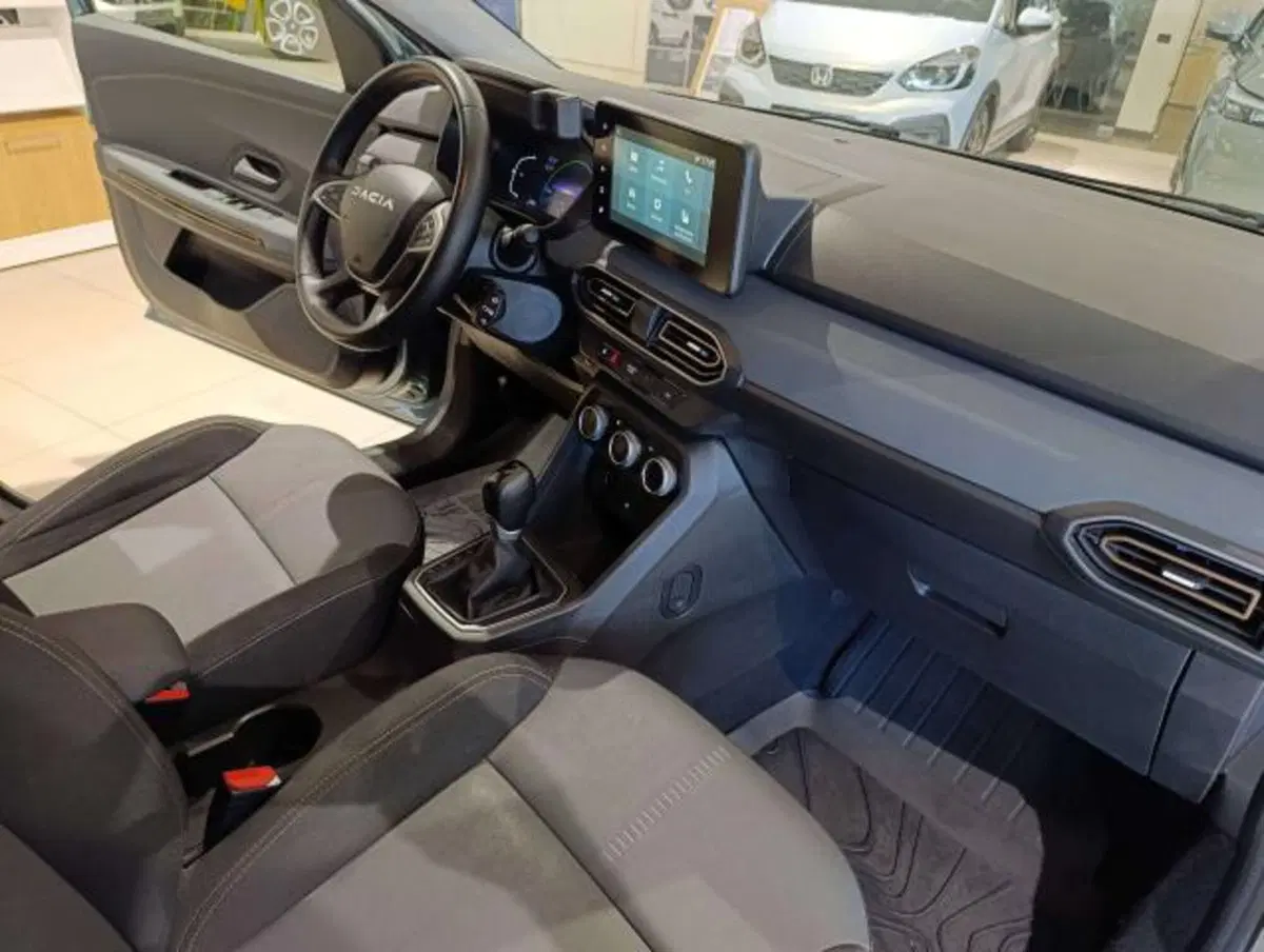 Dacia Jogger usata a Savona (10)