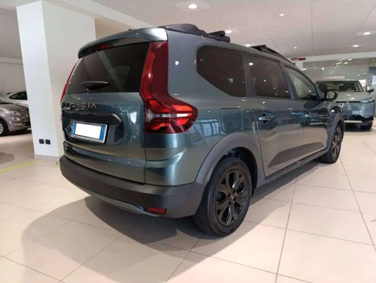 Dacia Jogger usata a Savona (5)
