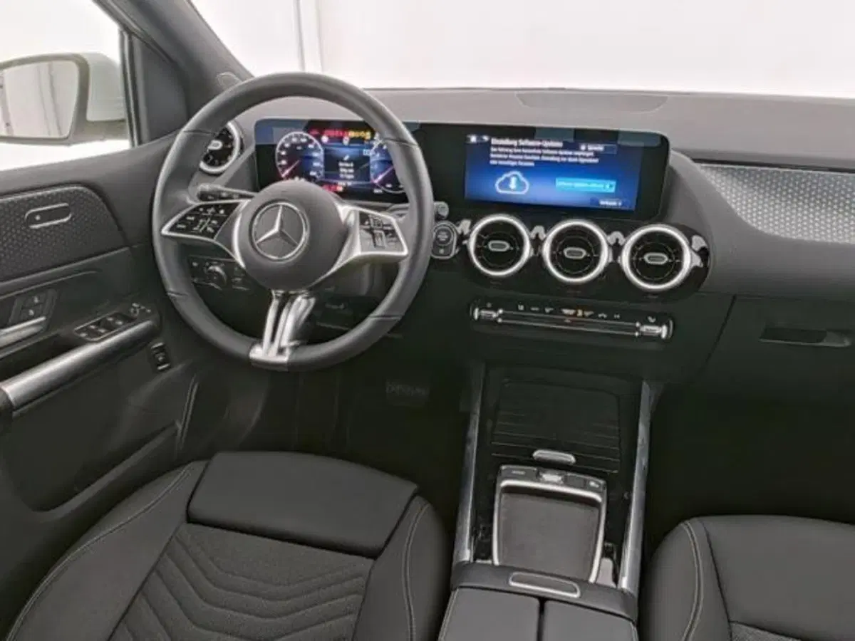 Mercedes-Benz Classe B usata a Milano (5)