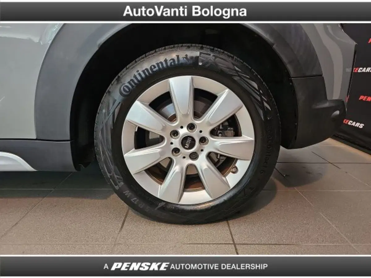 MINI Mini Countryman usata a Bologna (9)
