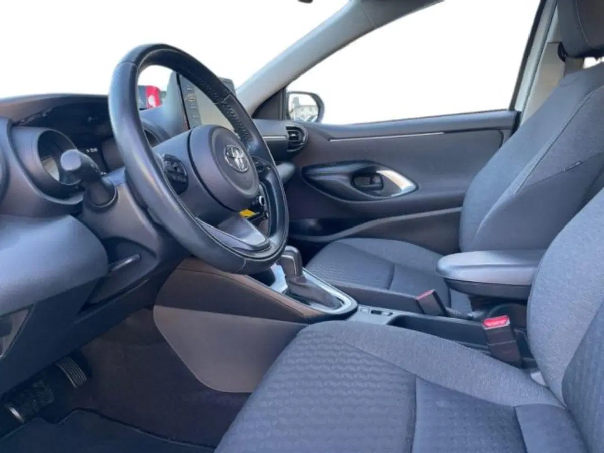 Toyota Yaris usata a Vercelli (7)