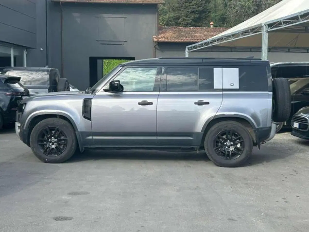 Land Rover Defender usata a Lucca (4)
