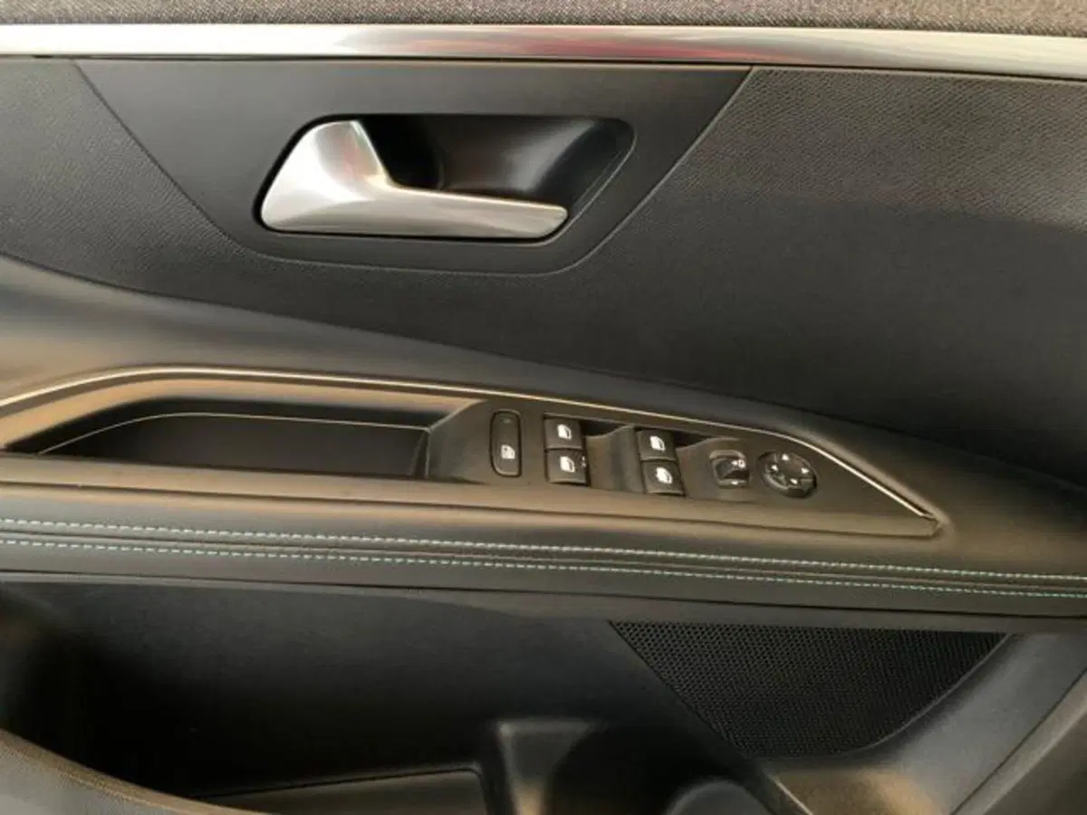 Peugeot 5008 usata a Firenze (15)