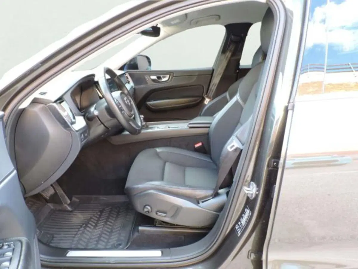 Volvo XC60 usata a Firenze (12)