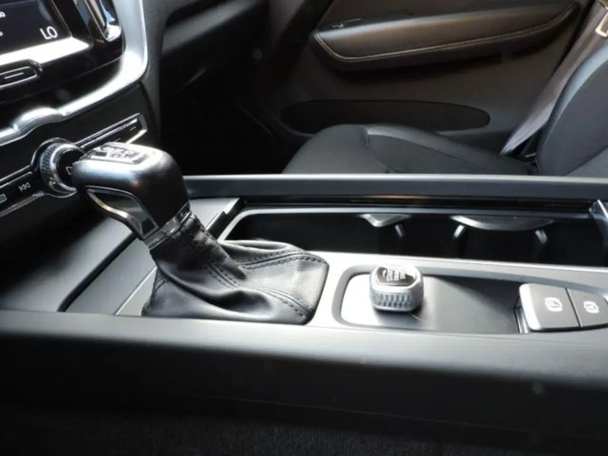 Volvo XC60 usata a Firenze (13)