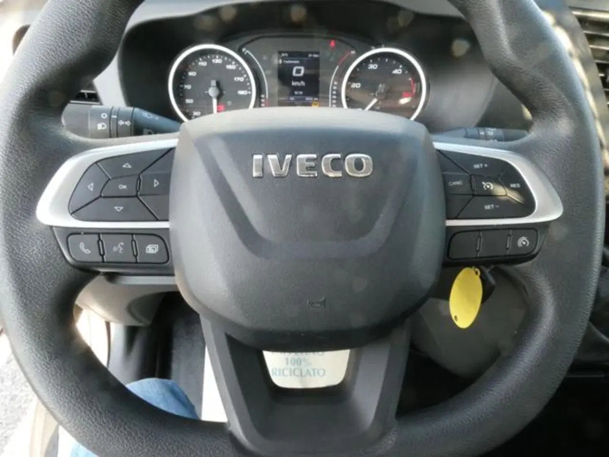 Iveco Daily Telaio usata a Brescia (7)