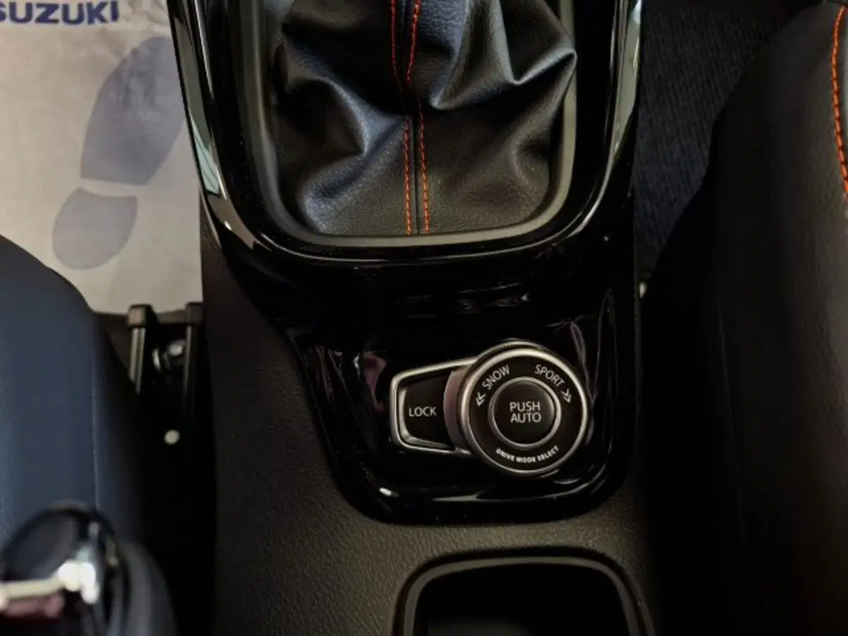 Suzuki Vitara nuova a Reggio Emilia (12)