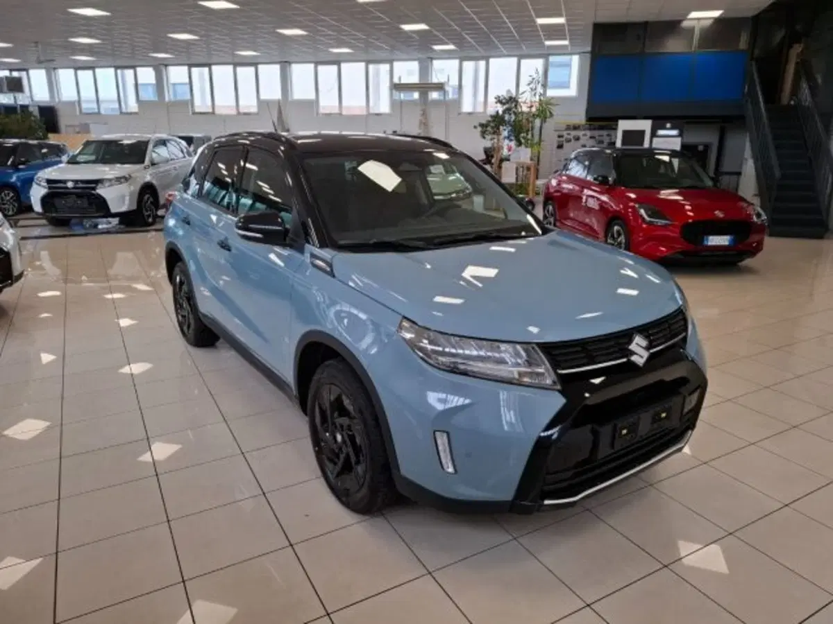 Suzuki Vitara nuova a Reggio Emilia (7)