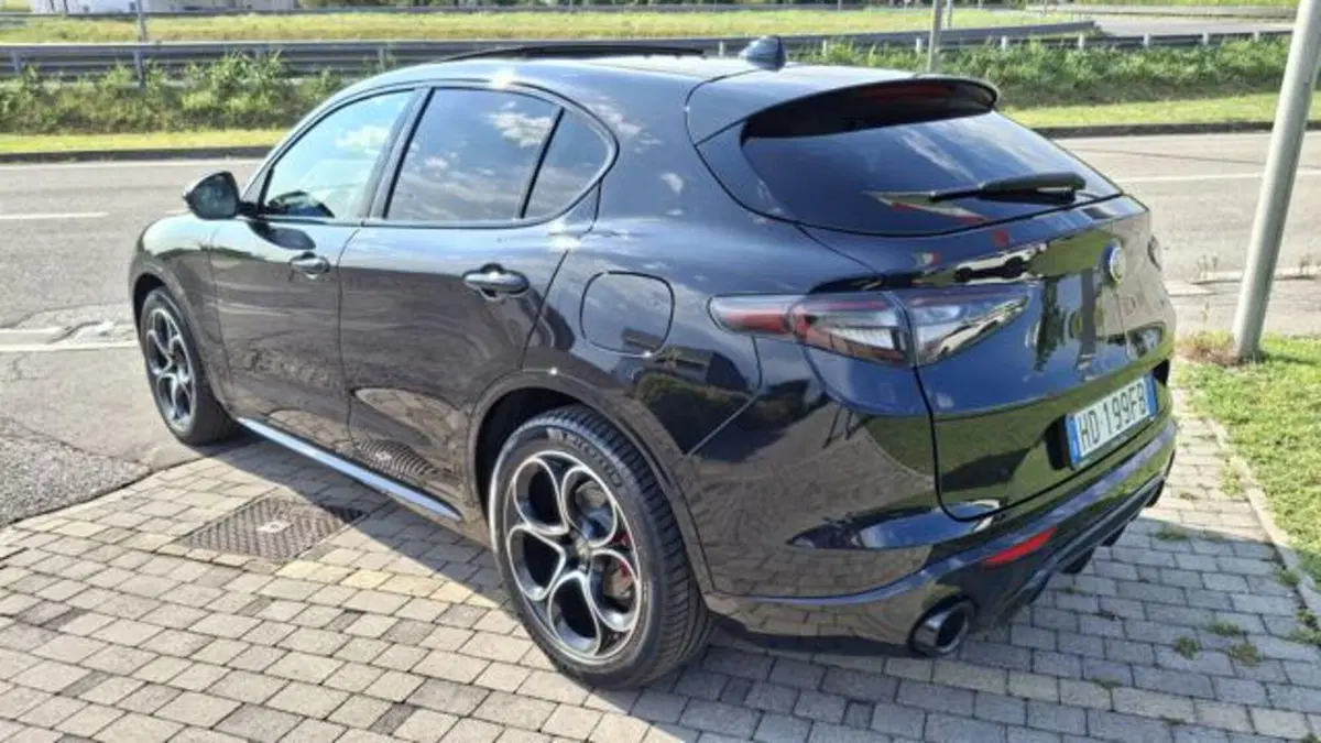 Alfa Romeo Stelvio usata a Padova (4)