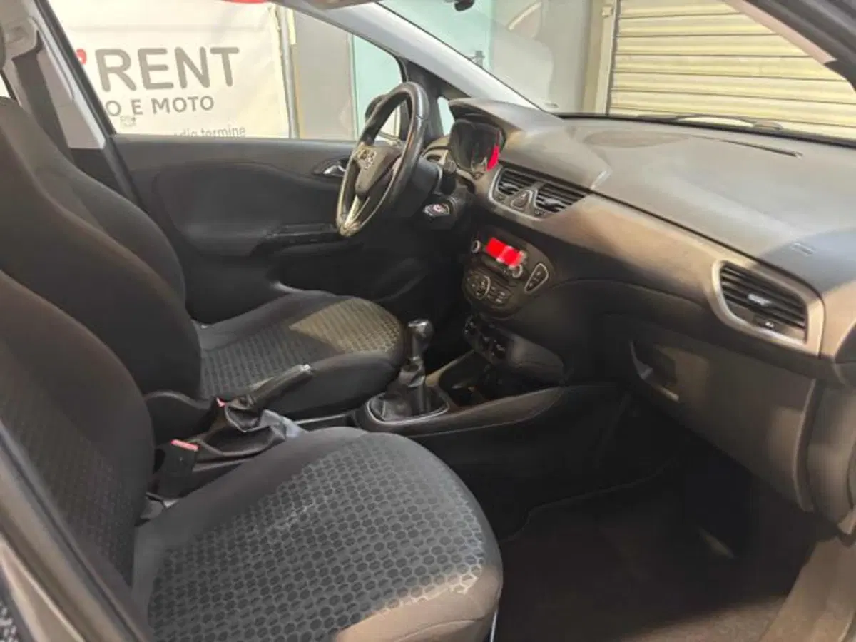 Opel Corsa usata a Caserta (8)