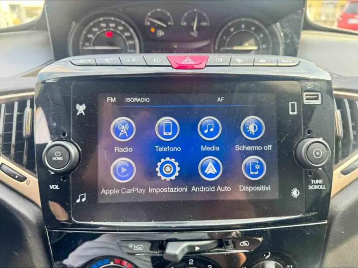 Lancia Ypsilon usata a Torino (11)