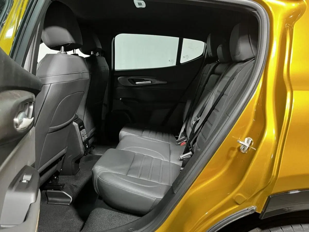 Alfa Romeo Tonale nuova a Sondrio (11)