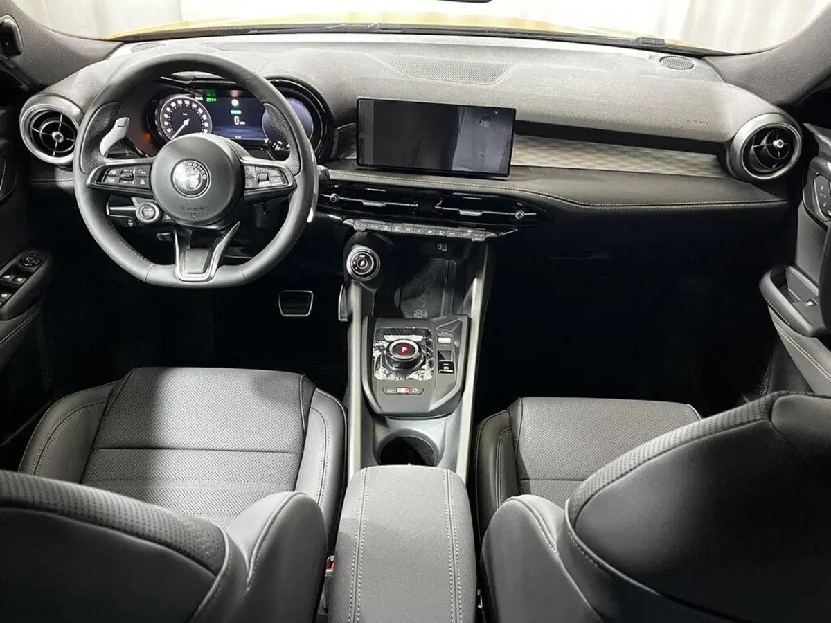 Alfa Romeo Tonale nuova a Sondrio (12)