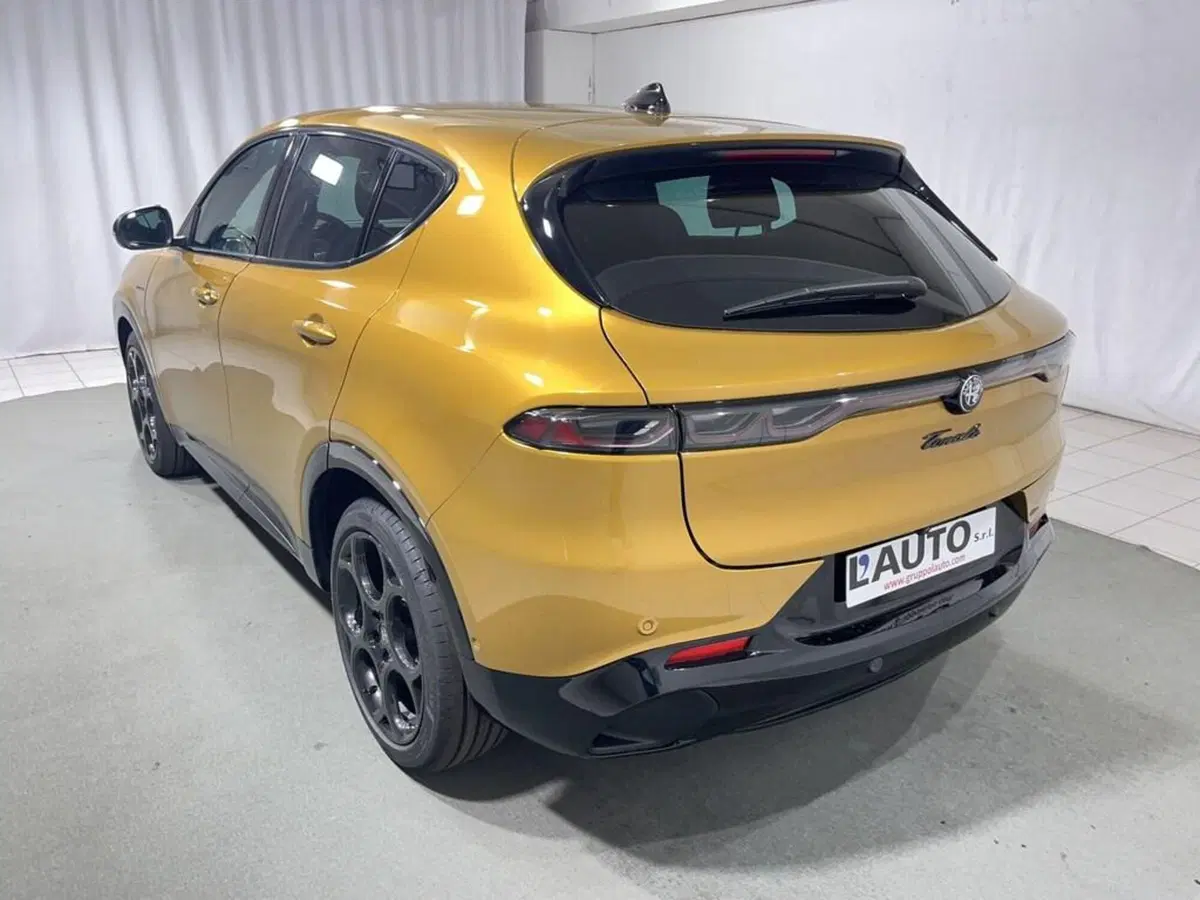 Alfa Romeo Tonale nuova a Sondrio (3)