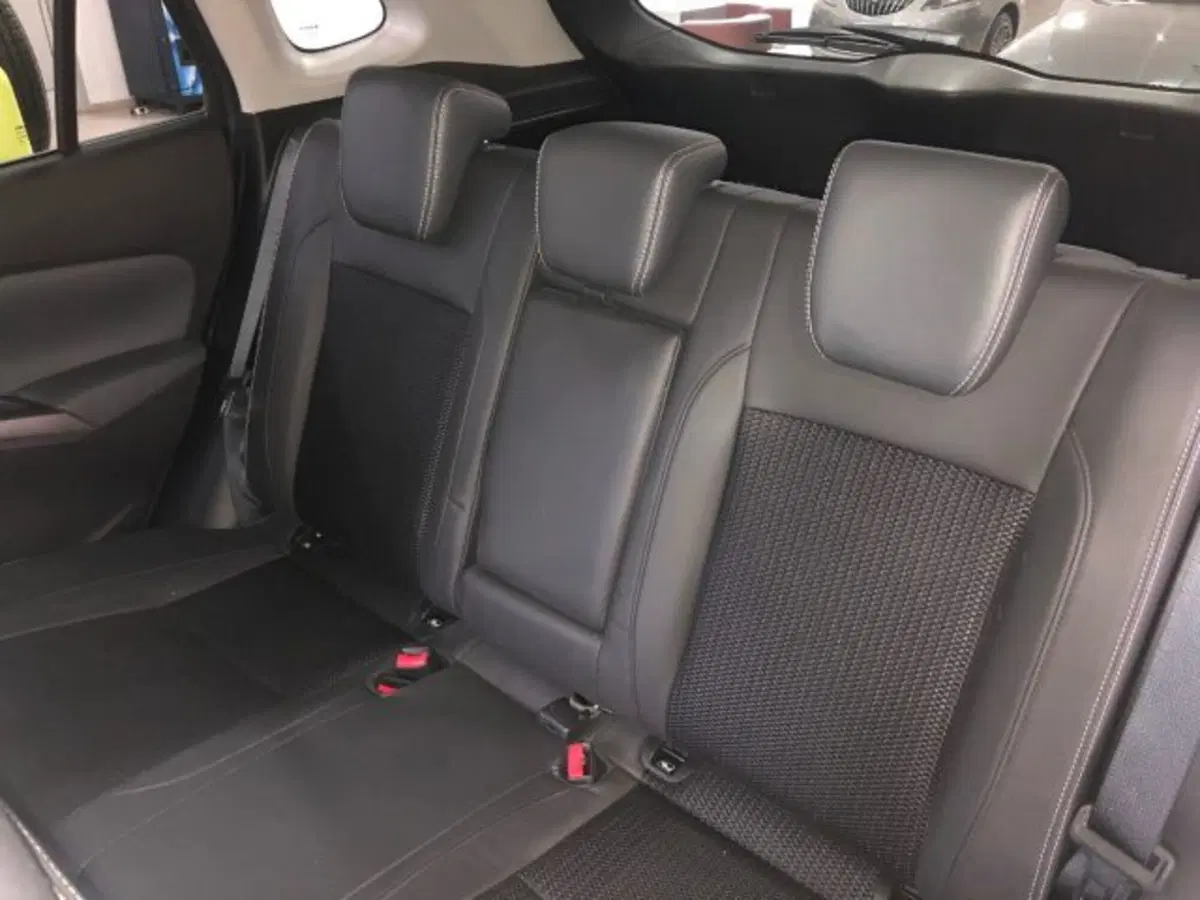 Suzuki S-Cross usata a Torino (8)