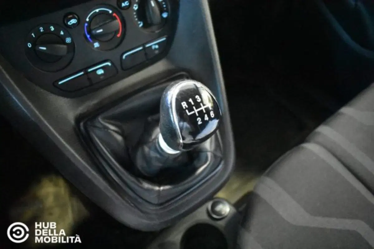 Ford Transit Connect Furgone usata a Perugia (9)