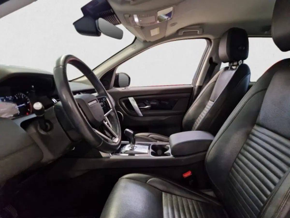 Land Rover Discovery Sport usata a Livorno (13)