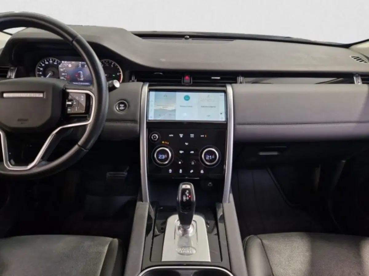 Land Rover Discovery Sport usata a Livorno (17)