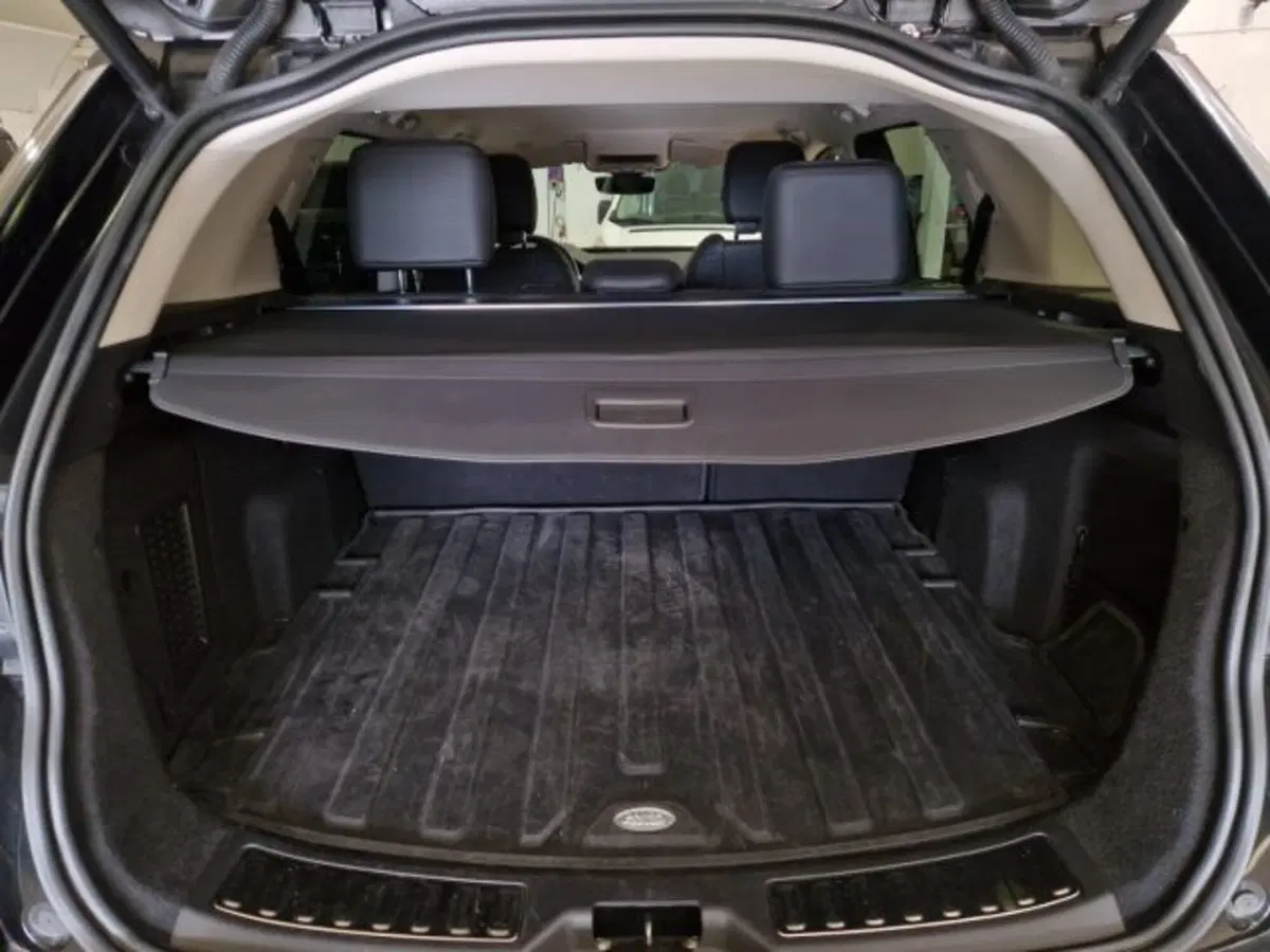 Land Rover Discovery Sport usata a Livorno (18)