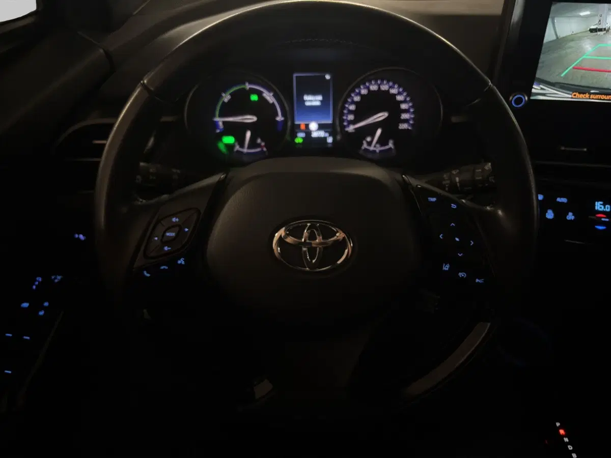 Toyota Toyota C-HR usata a Genova (14)