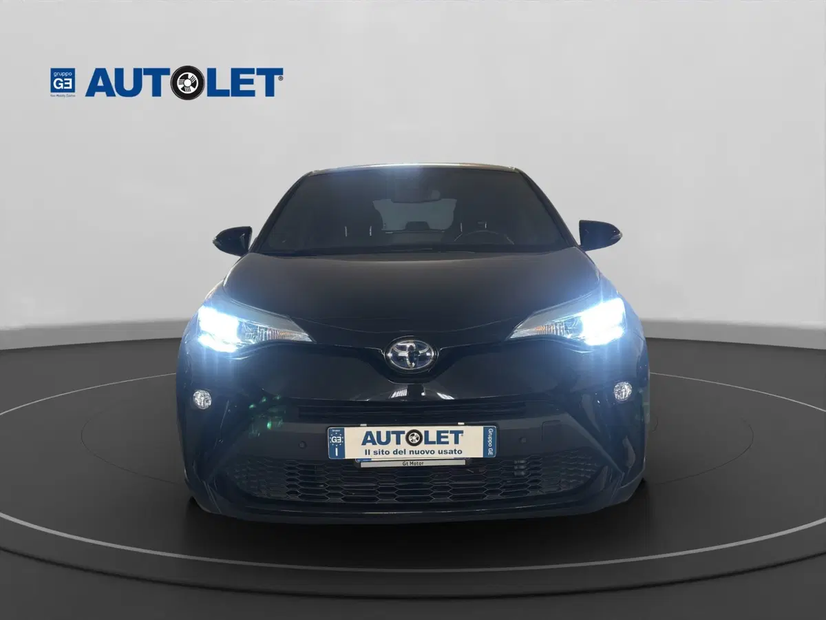 Toyota Toyota C-HR usata a Genova (2)