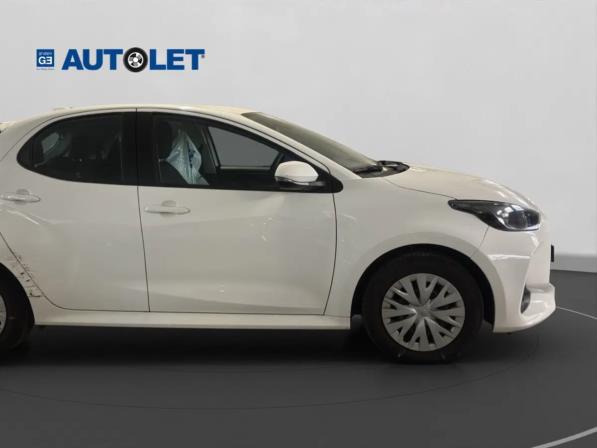Toyota Yaris usata a Genova (4)
