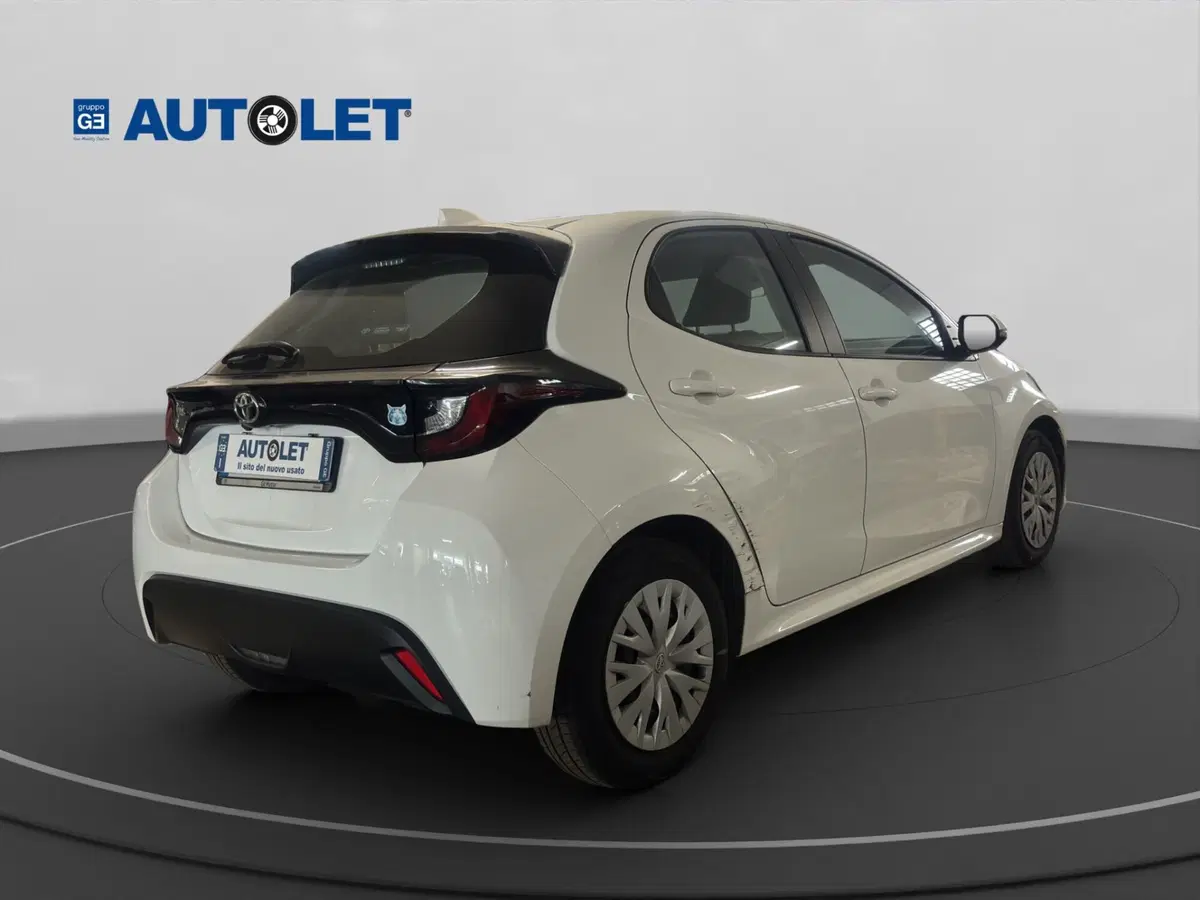 Toyota Yaris usata a Genova (7)