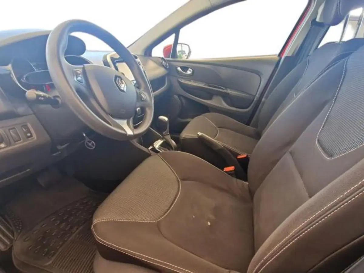 Renault Clio usata a Salerno (9)