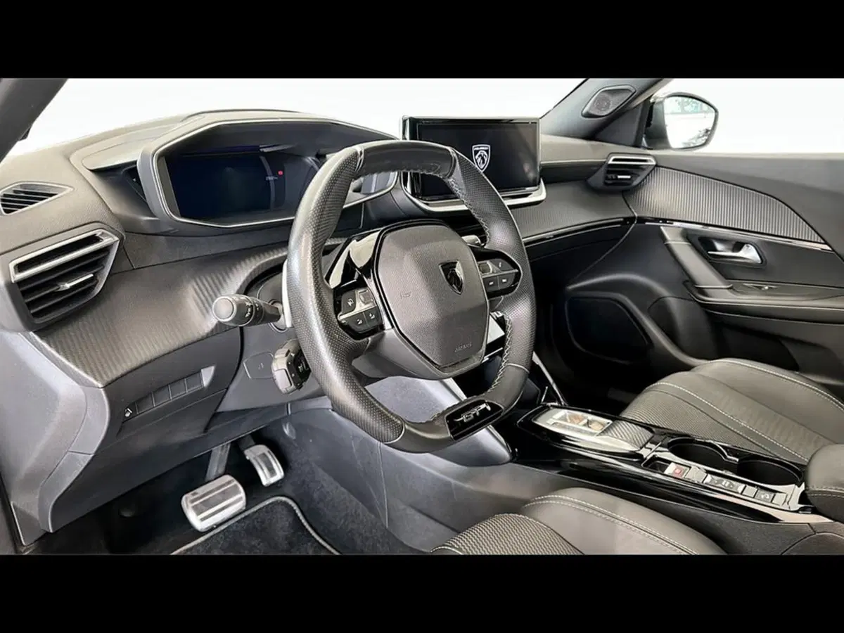 Peugeot 2008 usata a Varese (15)