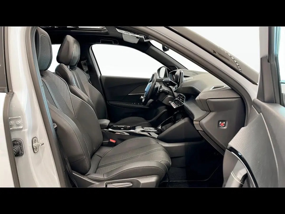 Peugeot 2008 usata a Varese (3)