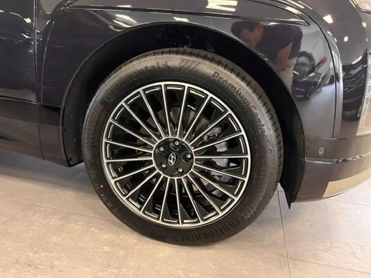 Hyundai Ioniq 9 nuova a Verbano Cusio Ossola (4)