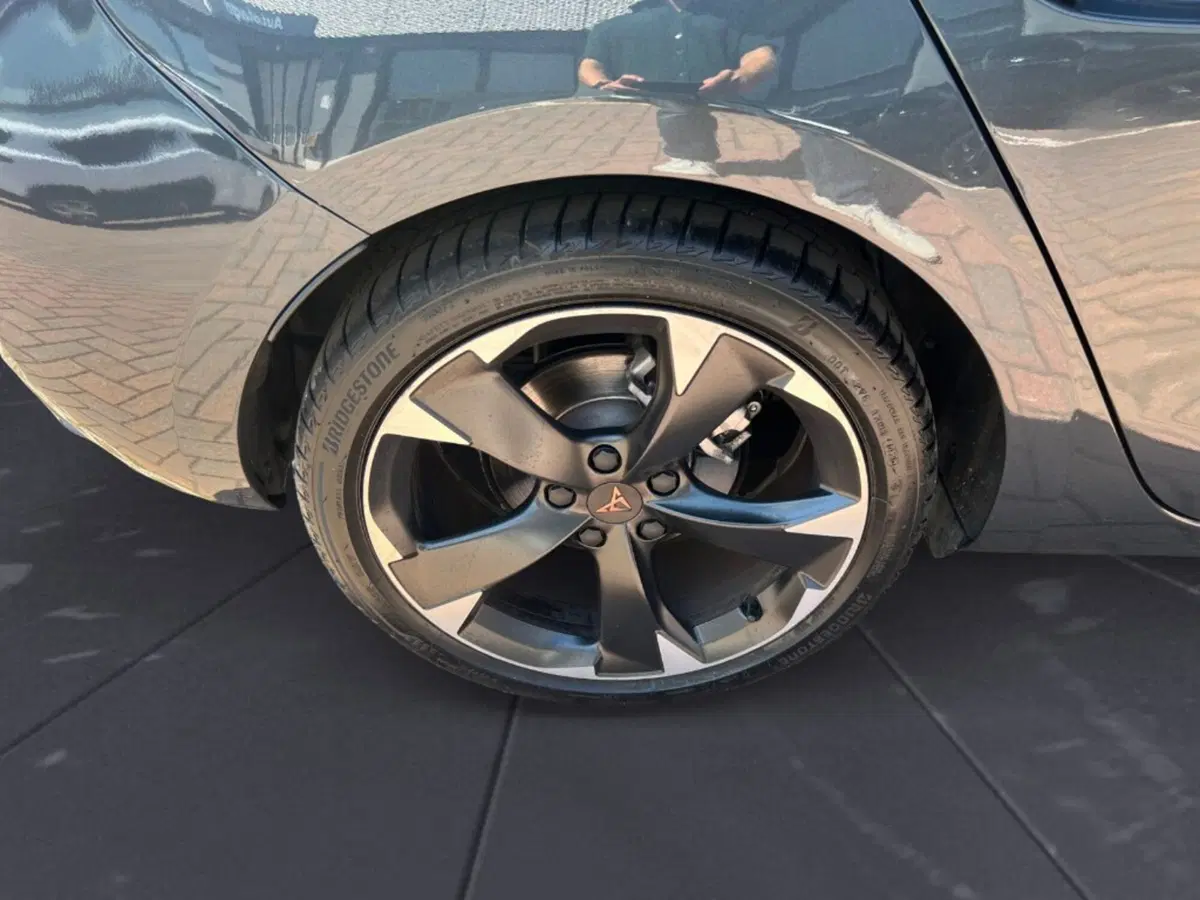 Cupra Leon usata a Verona (7)