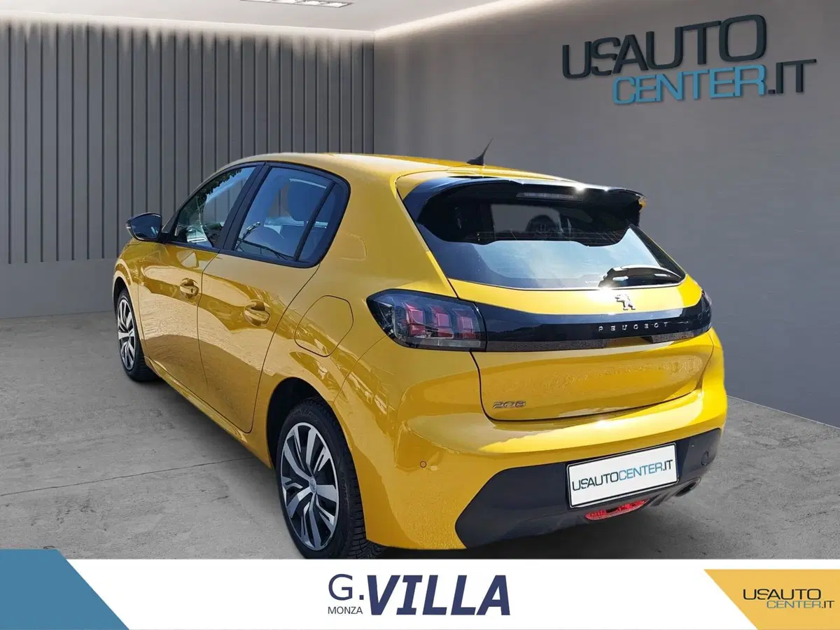 Peugeot 208 usata a Milano (5)
