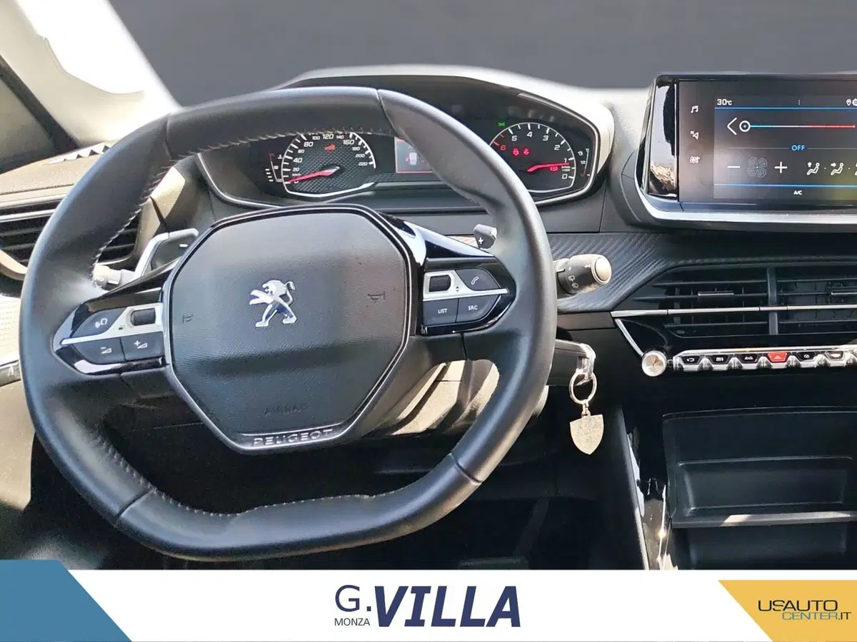 Peugeot 208 usata a Milano (9)
