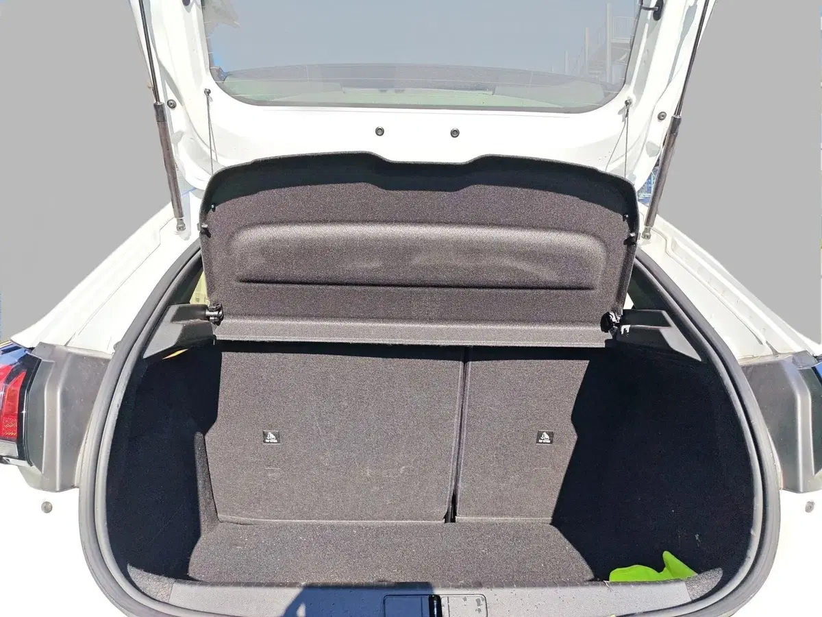 Peugeot 208 usata a Milano (15)