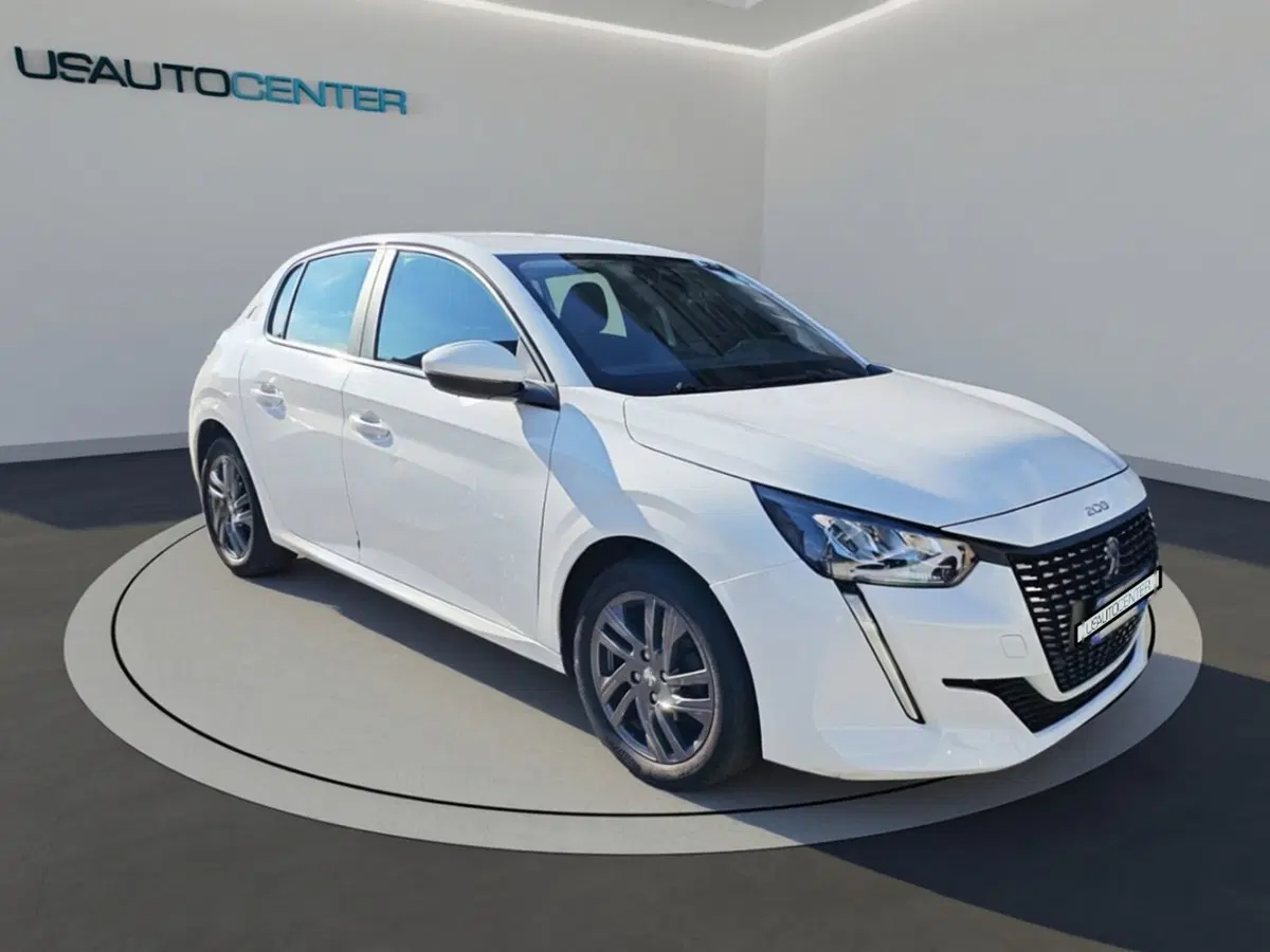 Peugeot 208 usata a Milano (2)