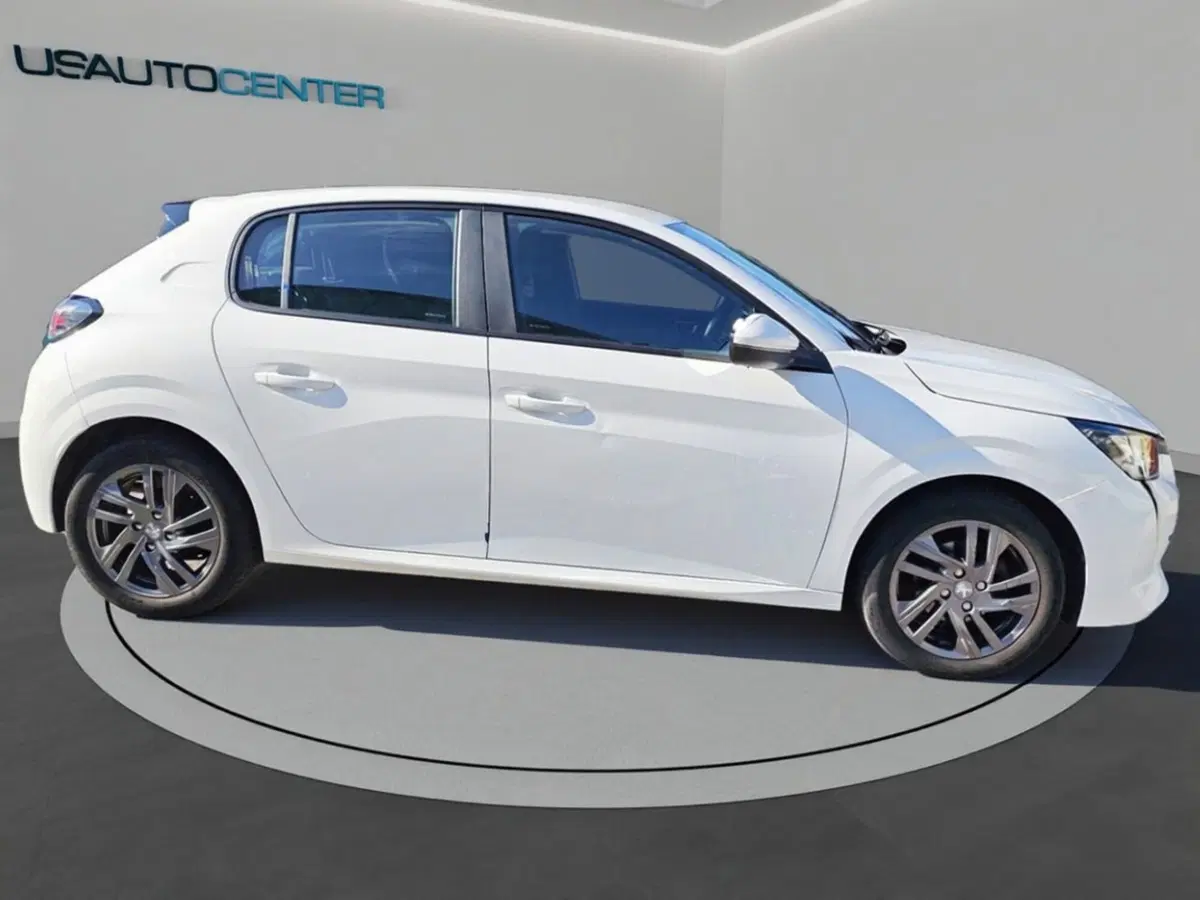 Peugeot 208 usata a Milano (3)