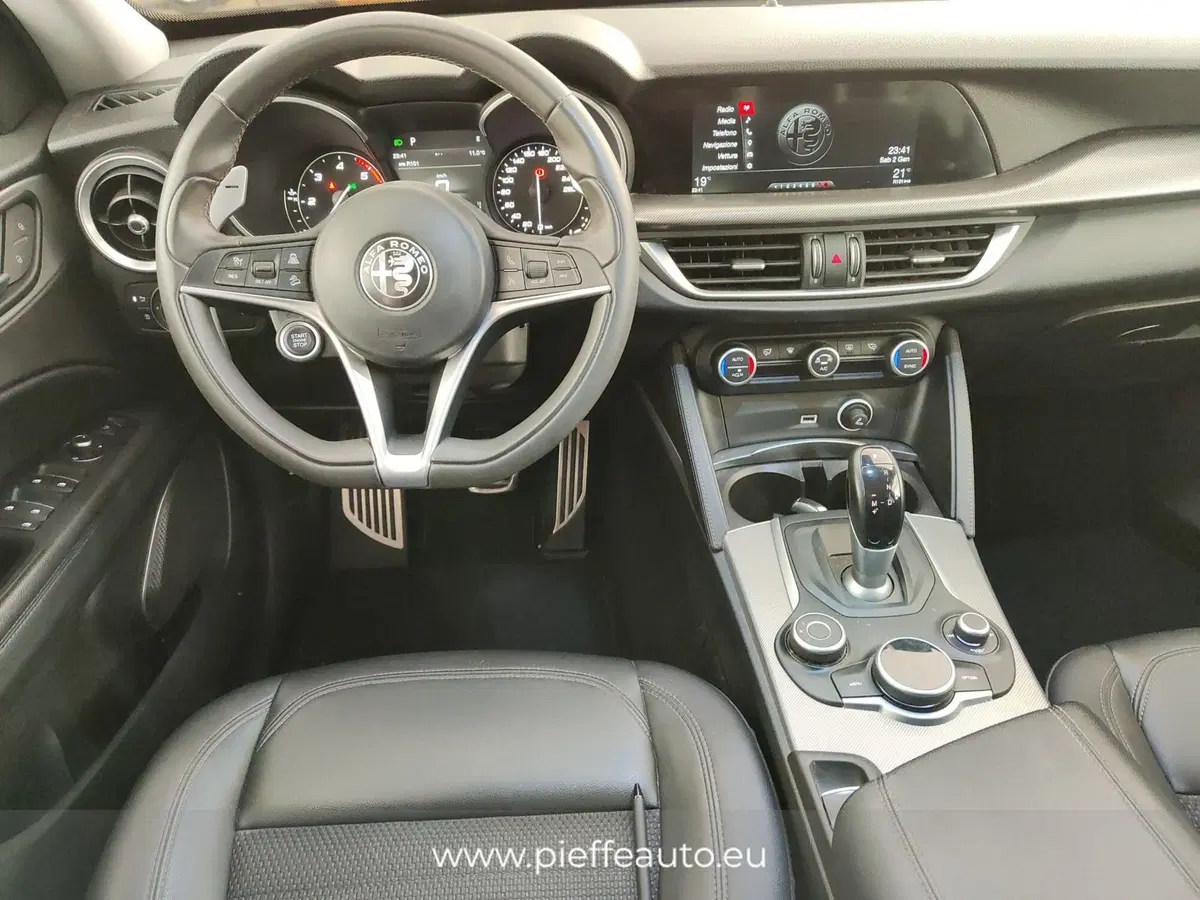 Alfa Romeo Stelvio usata a Ascoli Piceno (16)
