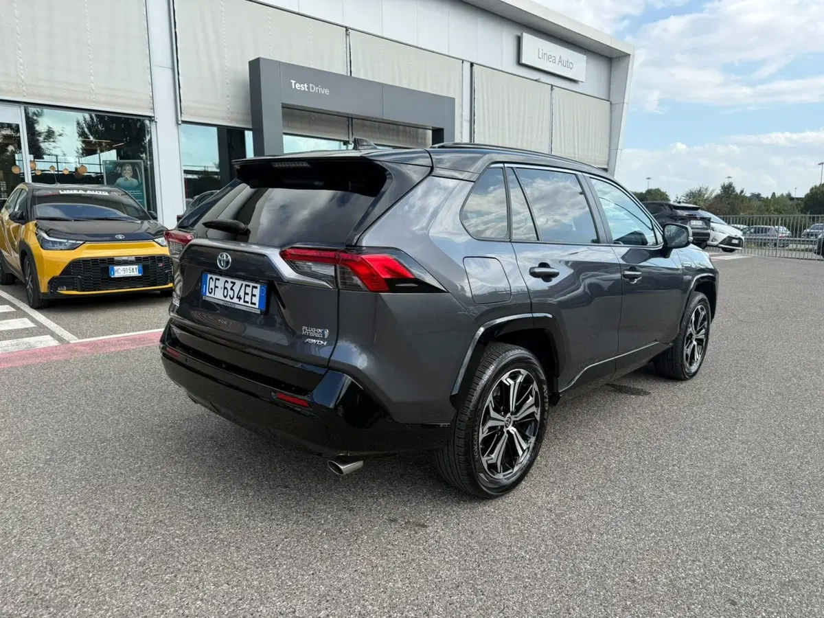 Toyota Rav4 usata a Piacenza (4)